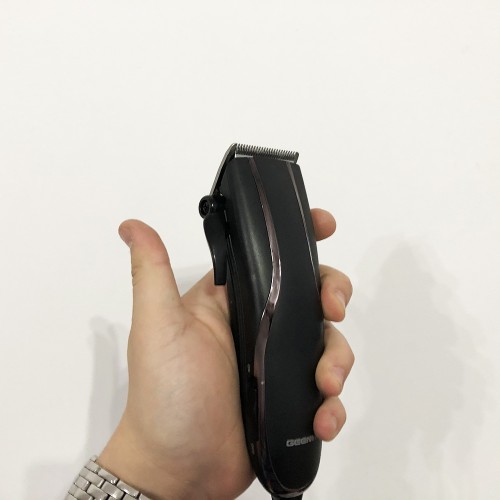 Машинка для стрижки GEMEI GM-811, професійна електробритва, машинка для стрижки волосся провідна